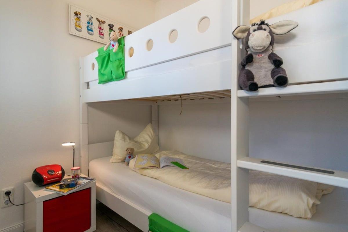 Ferienwohnung Sandkueste Mit Strandkorb & Indoor Spielplatz Heiligenhafen Exterior foto